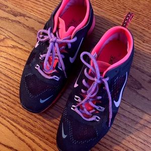 Black and Pink Nike Free 5.0